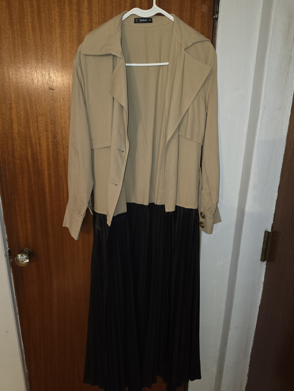 SHEIN Beige Jacket with Black Pleated Maxi Skirt